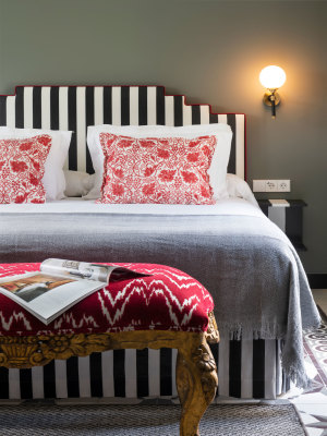 Puerta de Armas Apartments